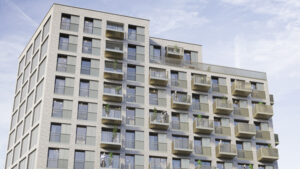 thi-cgi-ext- 06 LUTON EXTERIOR- 600